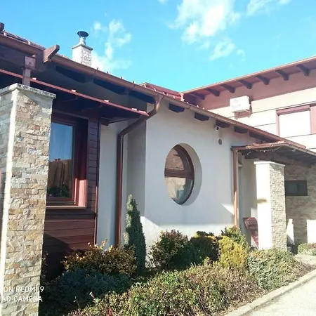 Apartman Besenyei *