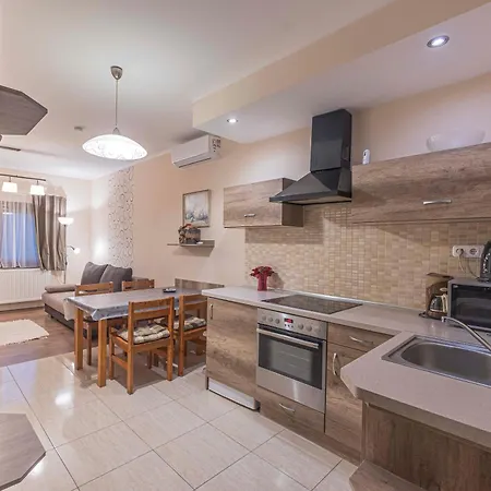 Besenyei Apartament