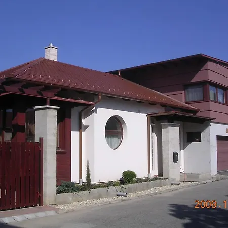 Besenyei * Sárvár